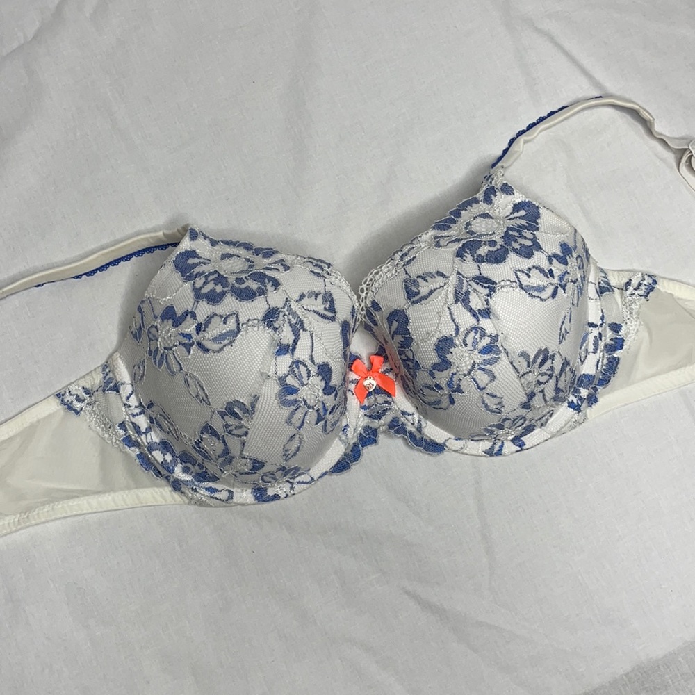 VS Body By Victoria Lined Perfect Coverage Bra